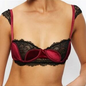 NWT Frederick's of Hollywood Georgine Bra Sz M